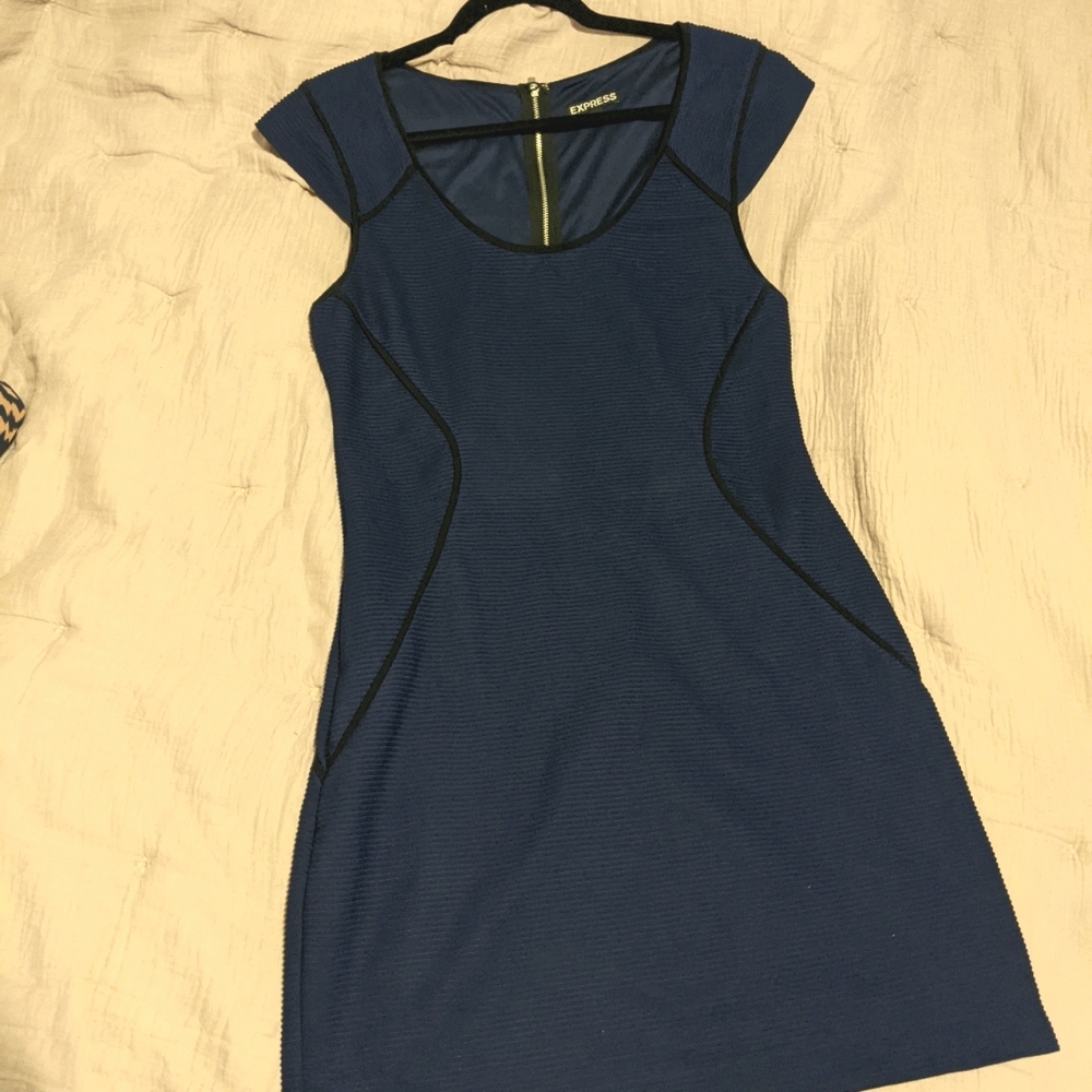 Navy Blue Form Fitted Textured Cocktail Dress
